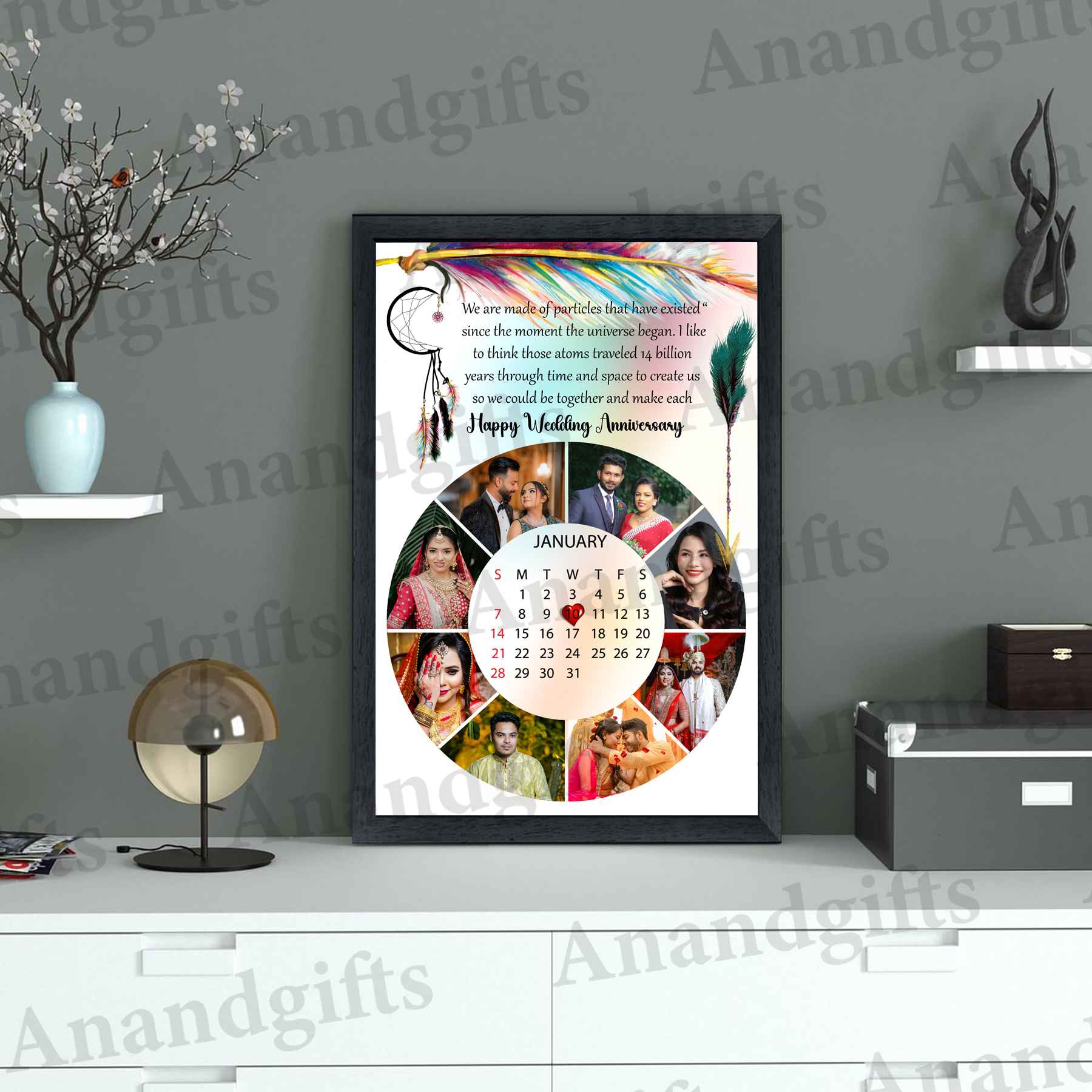 Circle of Love – Personalized 8-Photo Round Frame for Anniversaries & Valentine’s Day